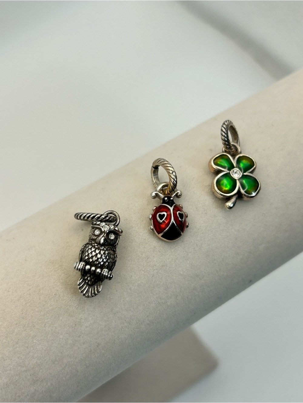Brighton Nature Charms Qty 3 Owl, Ladybug & Green Clover Silver Plated Enamel - Picture 3 of 7